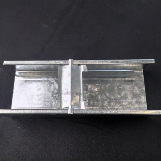 बीम हल्के स्टील कील छत ग्रिड प्रोफाइल जिप्सम स्टड और ट्रैक जंग प्रतिरोधी 6